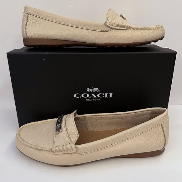 COACH (8) Fredrica Milk Loafer Flats Pebble Grain Leather Gold Beige Stone Taupe - Picture 1 of 14